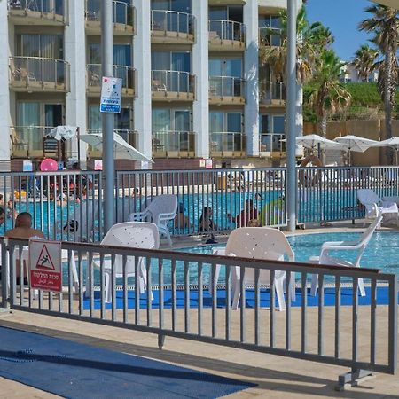 Sunny Sea View Studio Διαμέρισμα Herzelia Εξωτερικό φωτογραφία