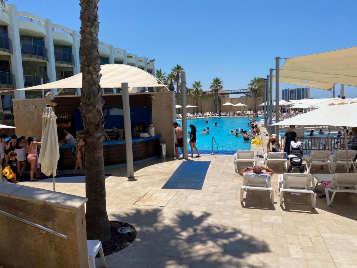 Sunny Sea View Studio Διαμέρισμα Herzelia Εξωτερικό φωτογραφία