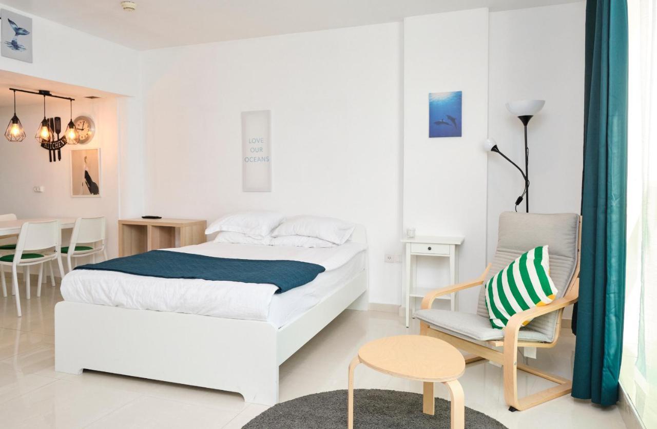 Sunny Sea View Studio Διαμέρισμα Herzelia Εξωτερικό φωτογραφία