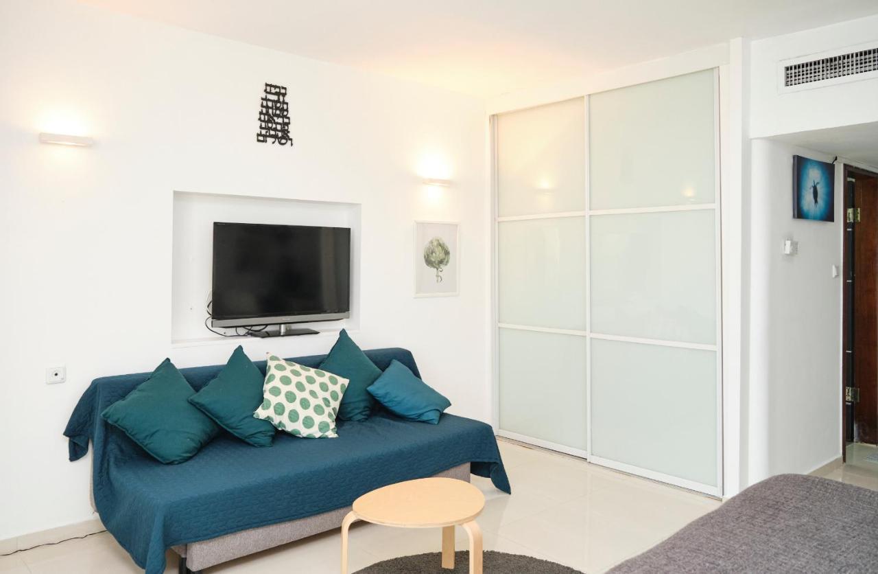 Sunny Sea View Studio Διαμέρισμα Herzelia Εξωτερικό φωτογραφία