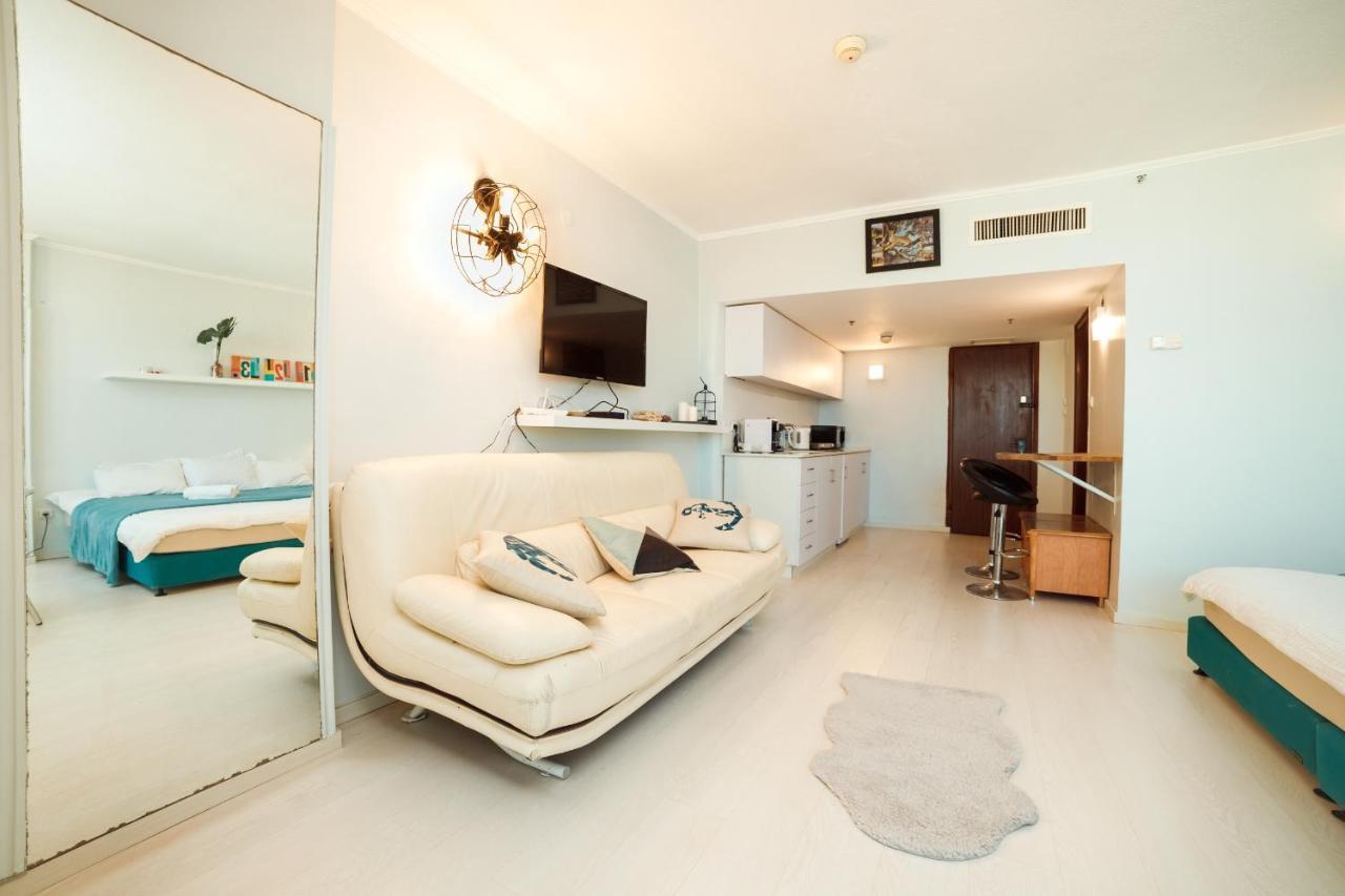 Sunny Sea View Studio Διαμέρισμα Herzelia Εξωτερικό φωτογραφία
