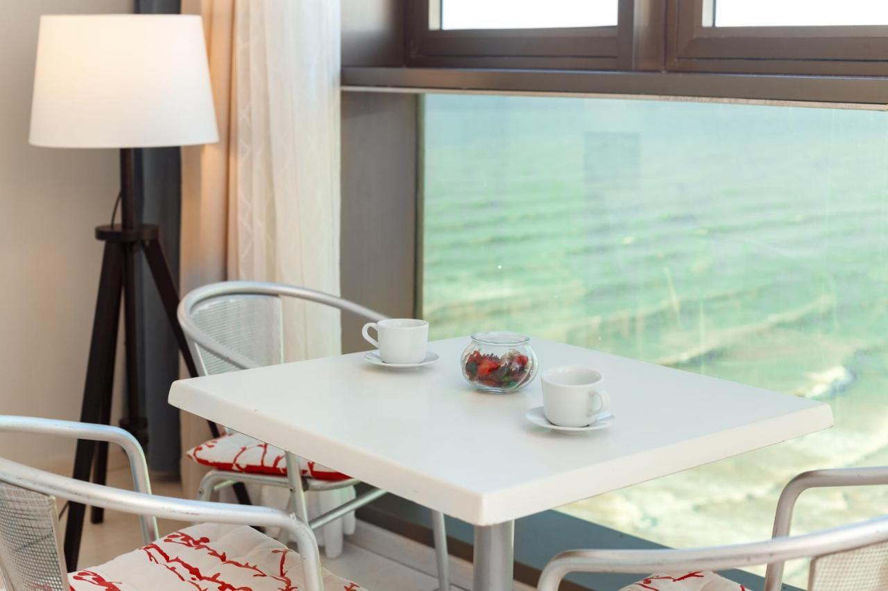 Sunny Sea View Studio Διαμέρισμα Herzelia Εξωτερικό φωτογραφία